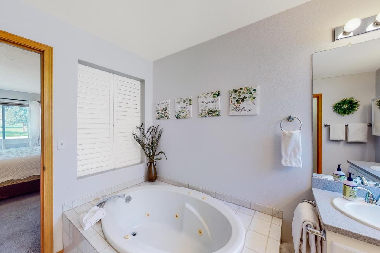 Eagle Crest Villa Redmond Bagian luar foto