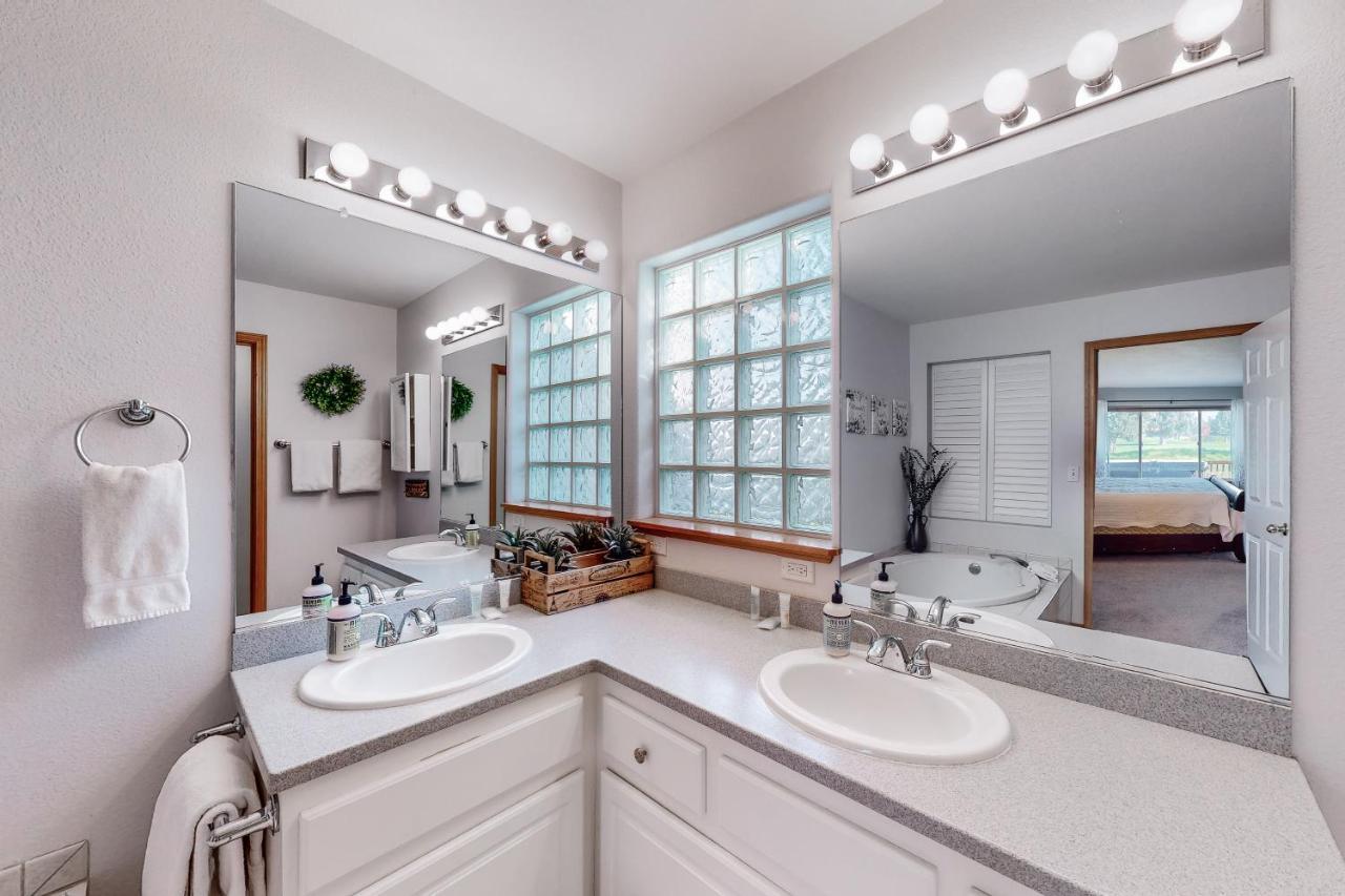 Eagle Crest Villa Redmond Bagian luar foto